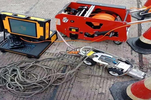 太湖CCTV管道检测机器人